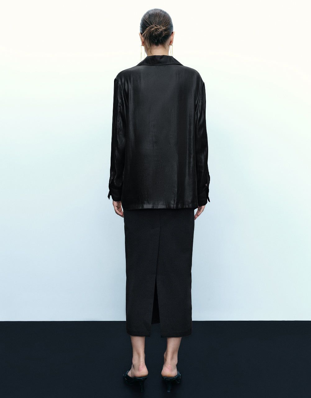 Slik Effect Button Up Shirt sold by Urban Revivo product image thumbnail 4