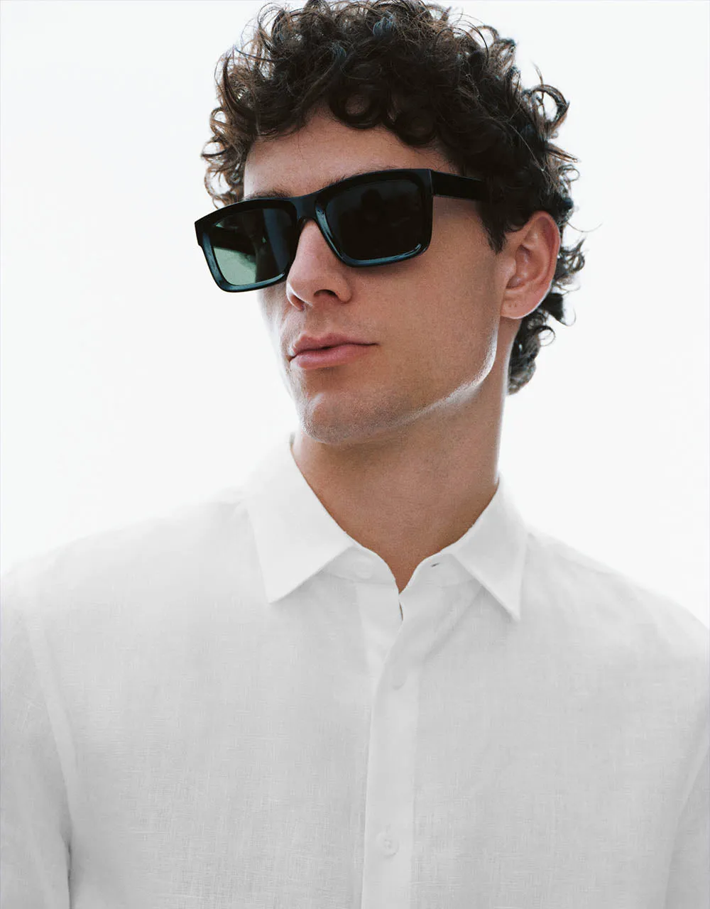 Button Up Straight Shirt sold by Urban Revivo product image thumbnail 4