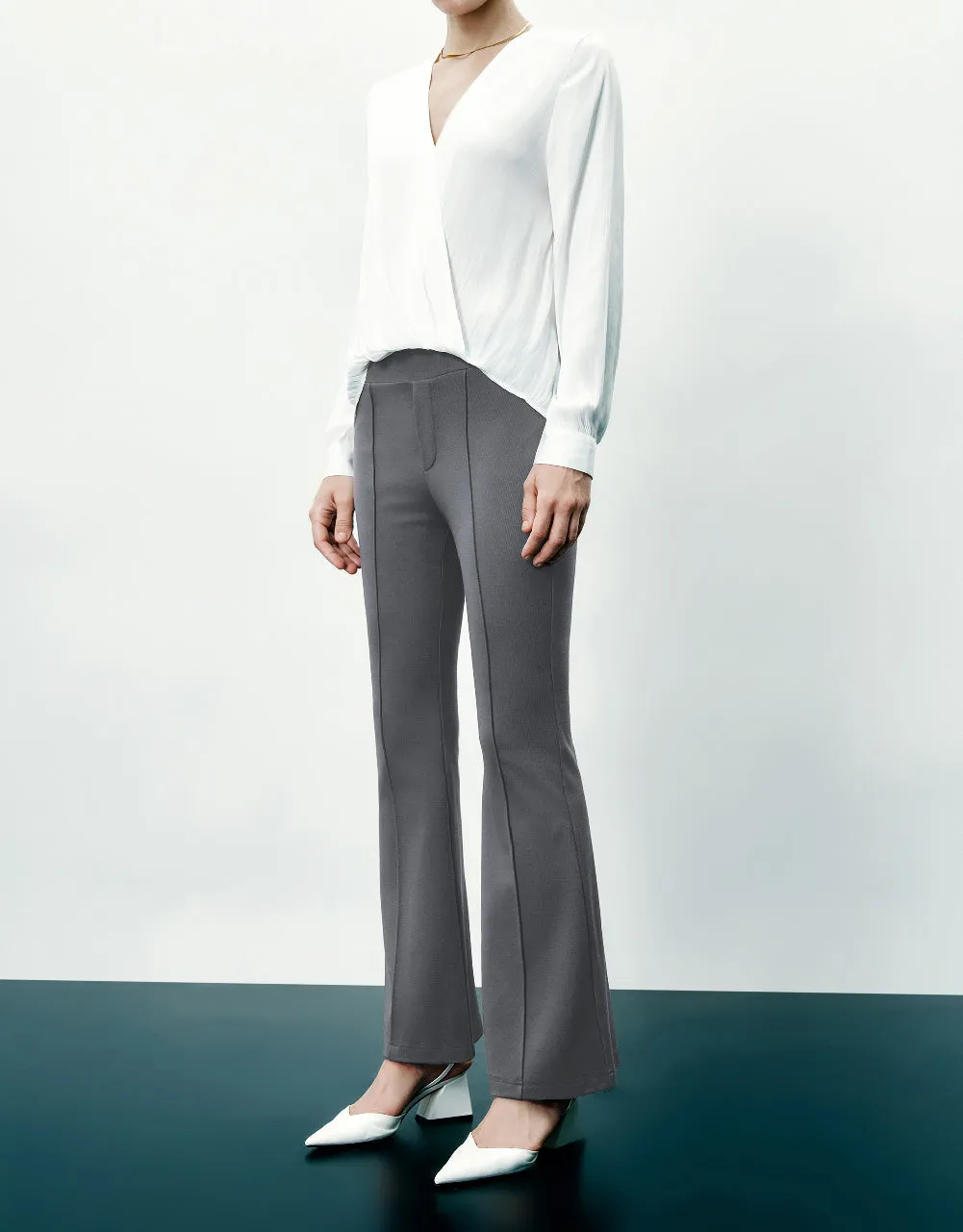 Skinny Cropped Flare Pants sold by Urban Revivo product image thumbnail 4