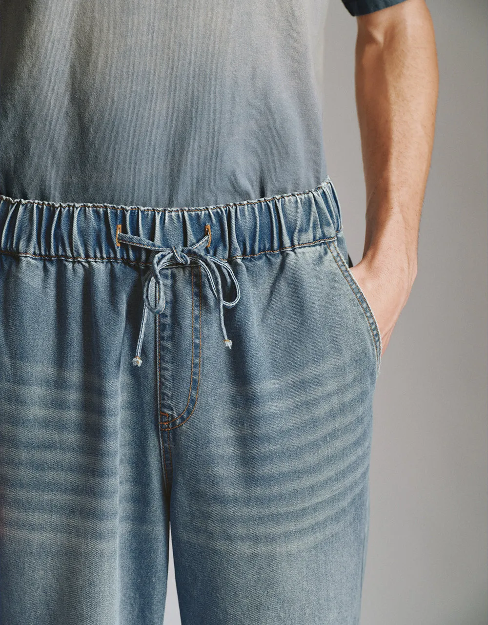 Drawstring Waist Straight Jeans sold by Urban Revivo product image thumbnail 5