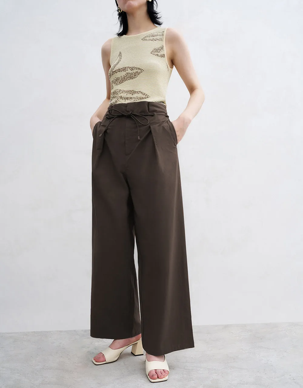 Straight Pants sold by Urban Revivo product image thumbnail 2