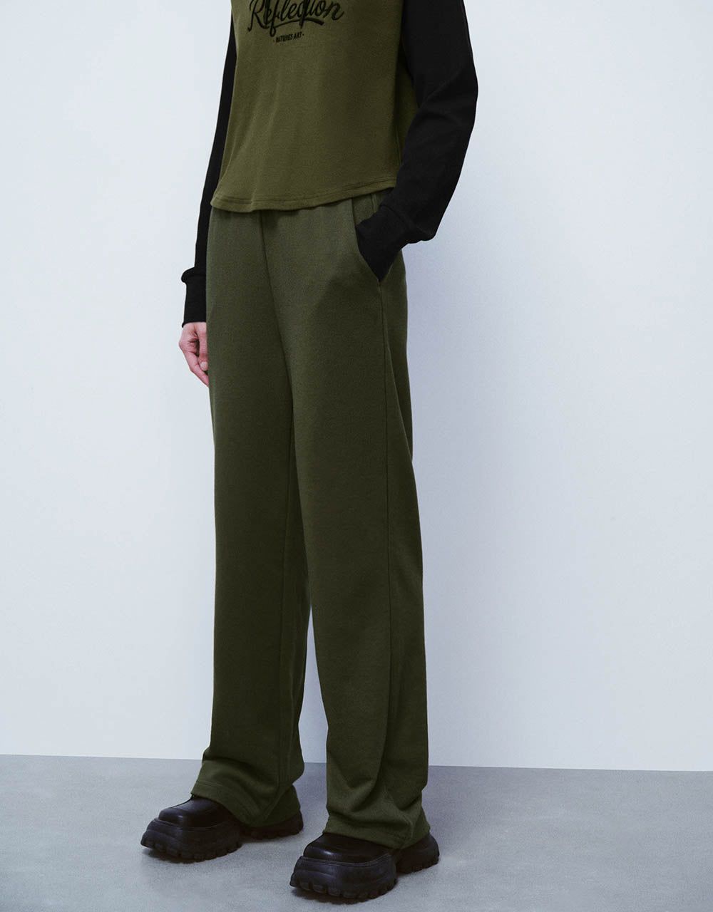 Drawstring Waist Knitted Wide-Leg Pants sold by Urban Revivo product image thumbnail 4