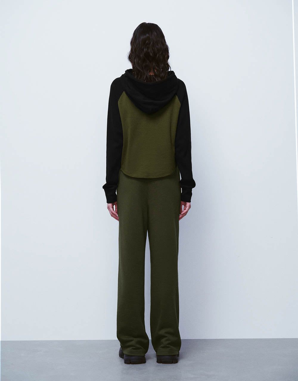 Drawstring Waist Knitted Wide-Leg Pants sold by Urban Revivo product image thumbnail 5