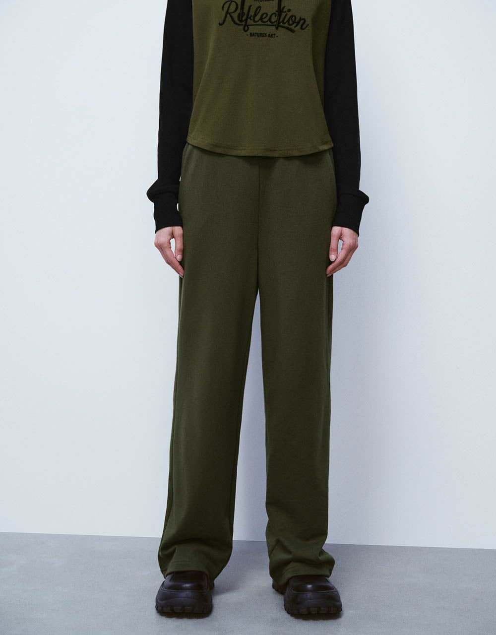 Drawstring Waist Knitted Wide-Leg Pants sold by Urban Revivo product image thumbnail 2