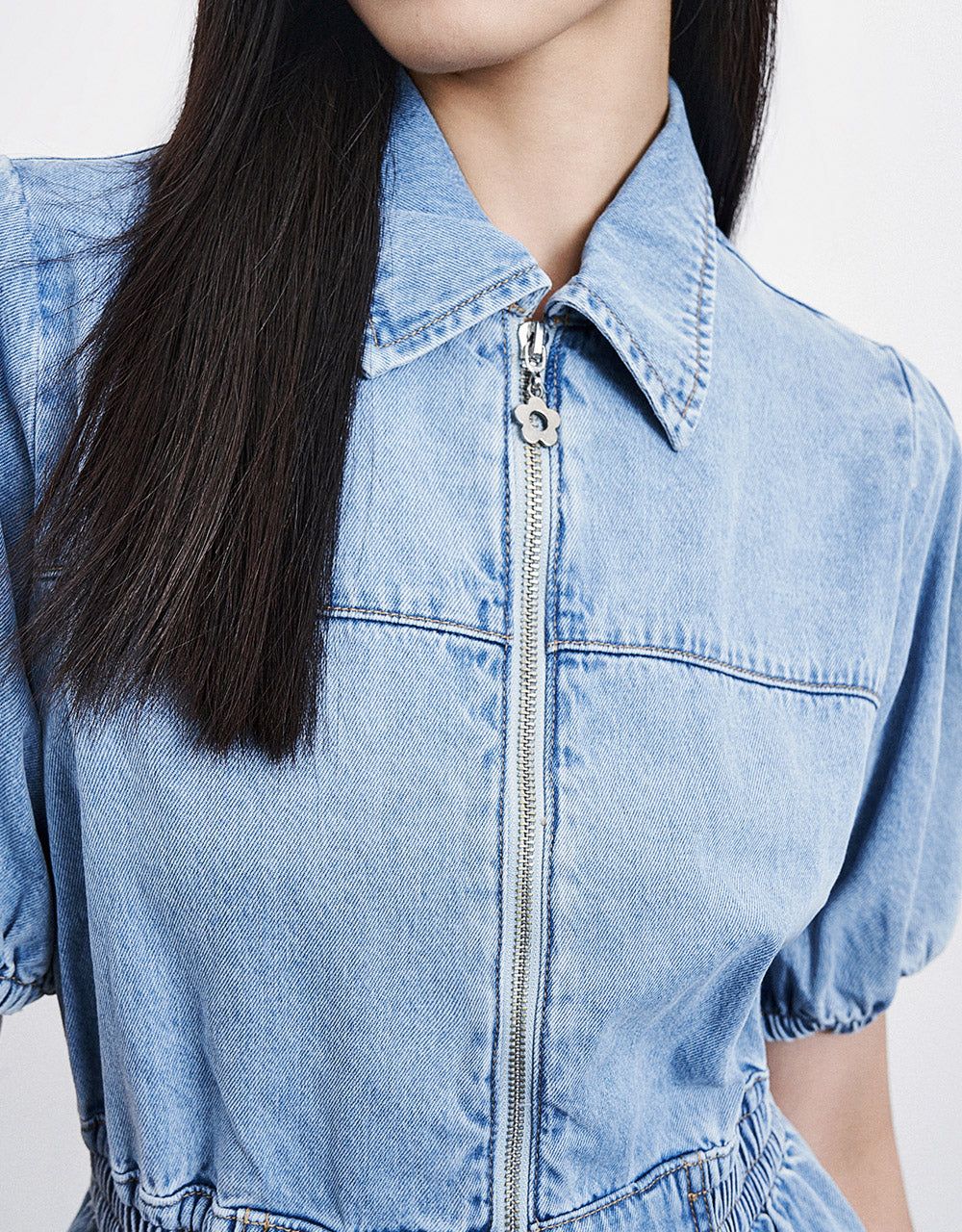 Zip Front Elastic Waist Denim Dress sold by Urban Revivo product image thumbnail 3