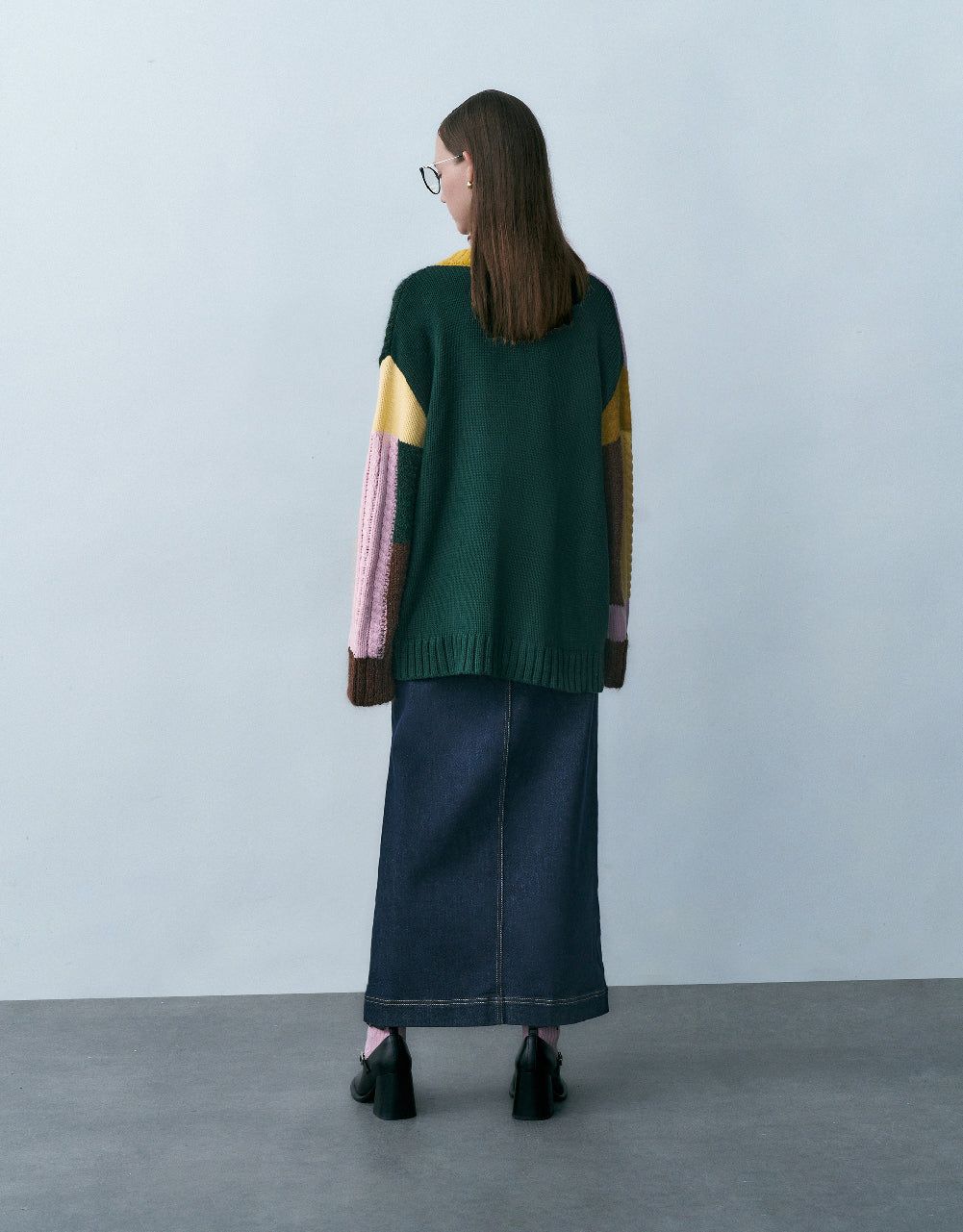 Drop Shoulder Sleeve V-Neck Knitted Cardigan sold by Urban Revivo product image thumbnail 4