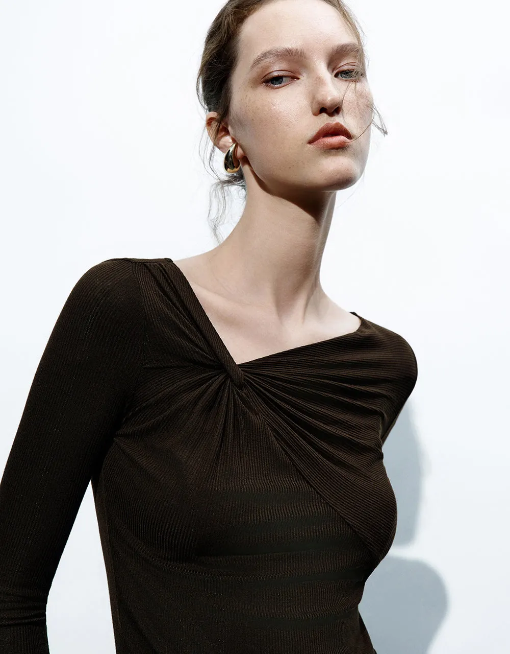 Asymmetric One Shoulder Knitted T-Shirt sold by Urban Revivo product image thumbnail 4