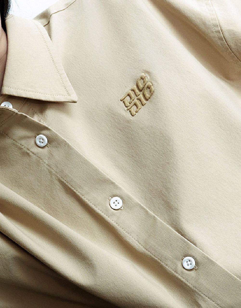 Button Up Straight Shirt sold by Urban Revivo product image thumbnail 5