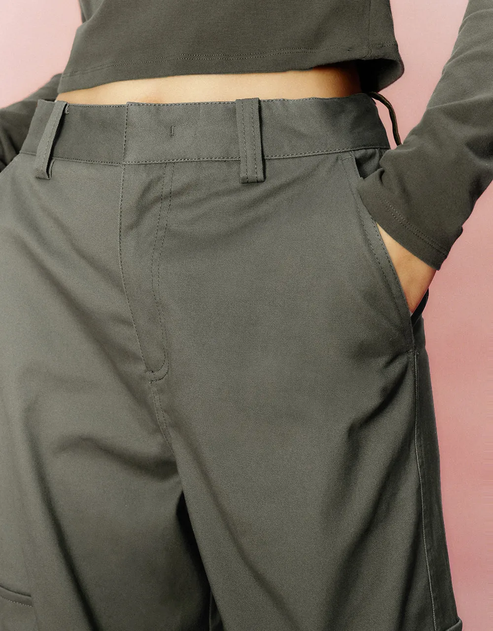 Loose Straight Pants sold by Urban Revivo product image thumbnail 5