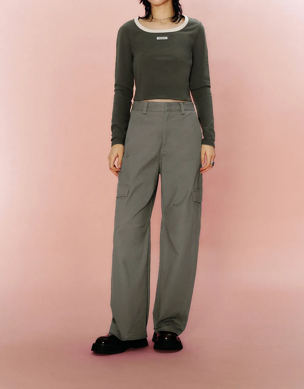 Loose Straight Pants sold by Urban Revivo product image thumbnail 4