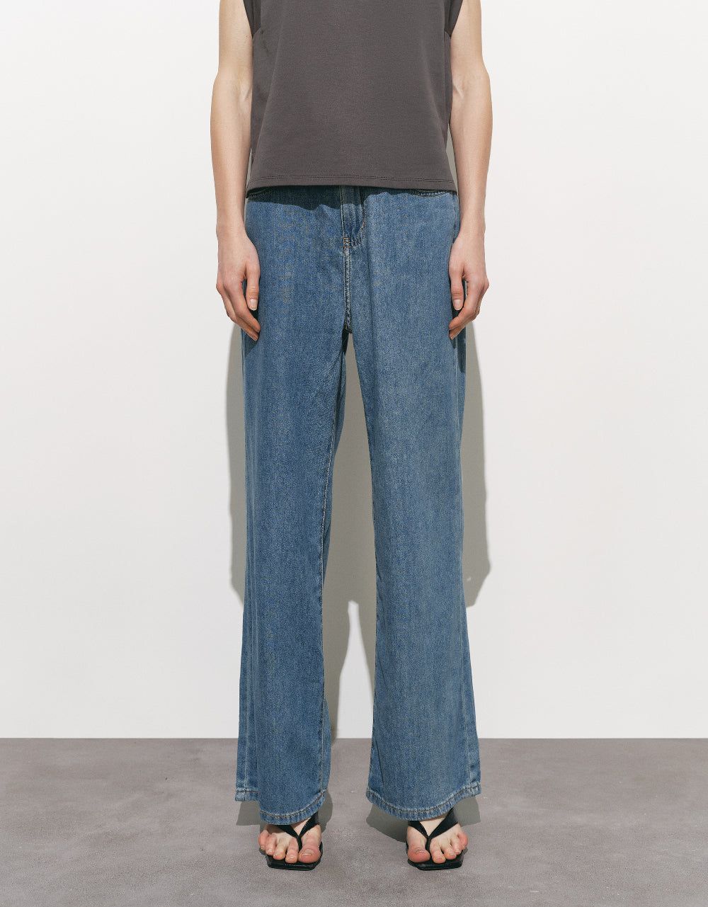 Wide-Leg Jeans sold by Urban Revivo product image thumbnail 2