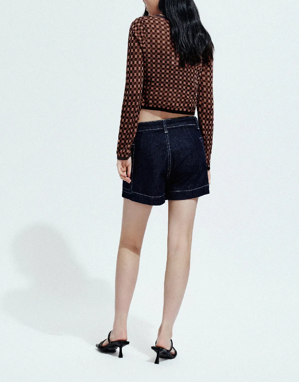 Gingham U Neck Knitted Cardigan sold by Urban Revivo product image thumbnail 4