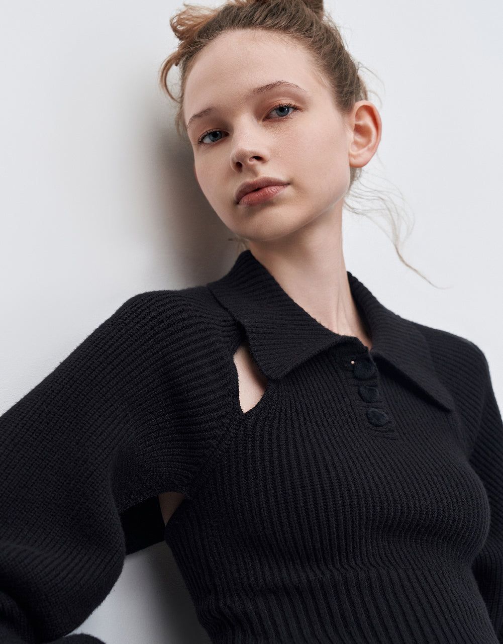 Cut-Out Lapel Knitted T-Shirt sold by Urban Revivo product image thumbnail 5