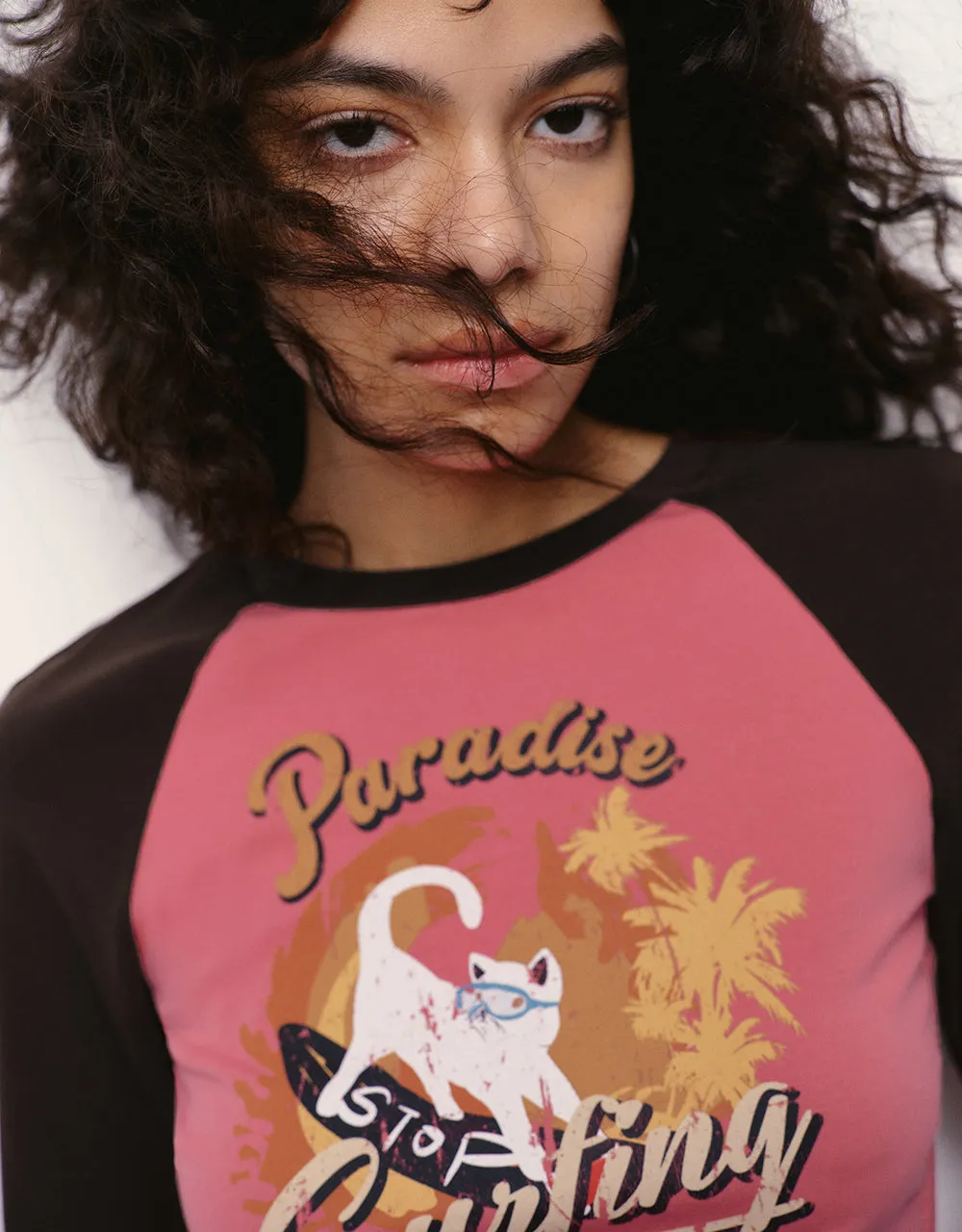 Printed Raglan Sleeve Crew Neck Skinny T-Shirt sold by Urban Revivo product image thumbnail 4