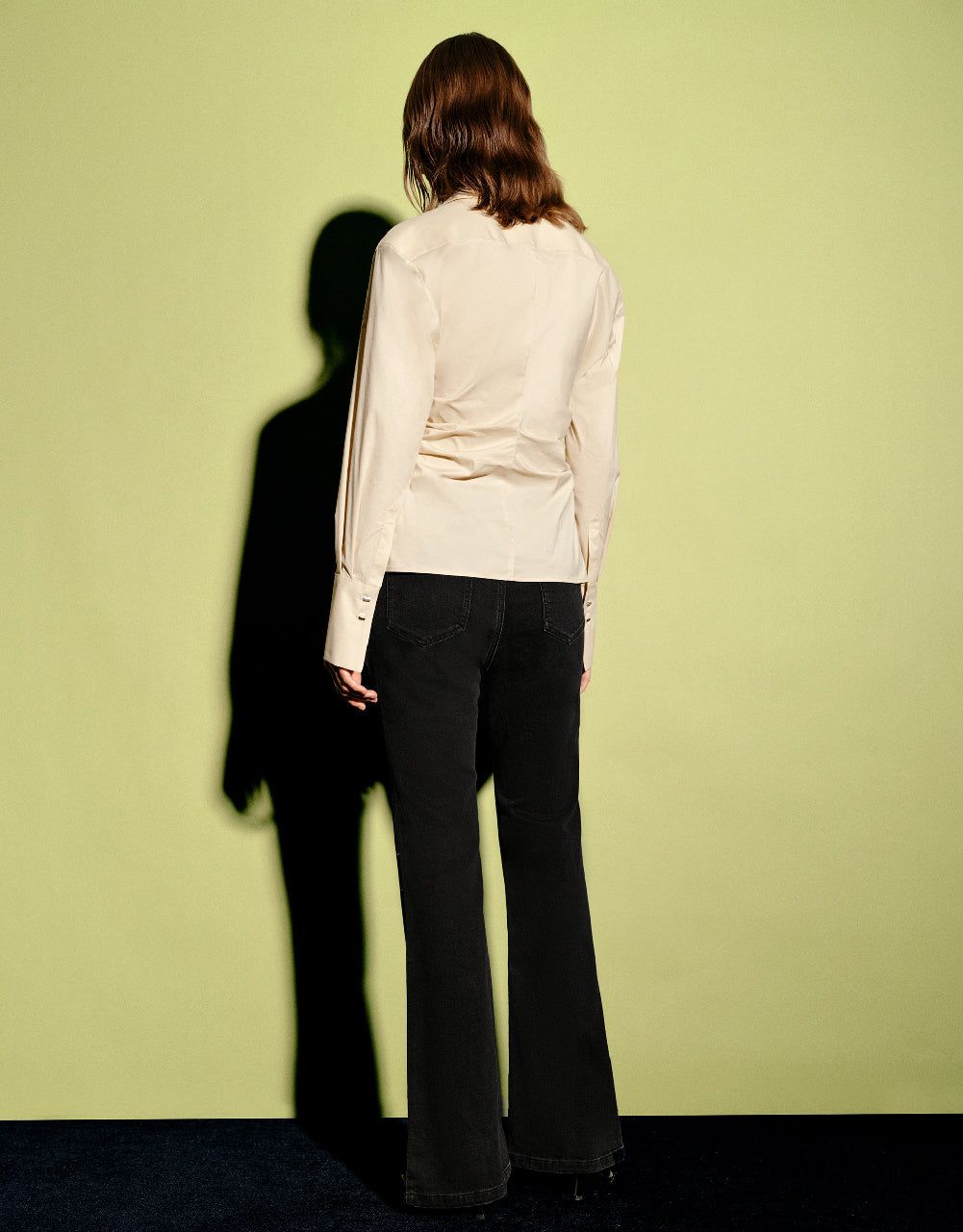 Split Hem Flare Jeans sold by Urban Revivo product image thumbnail 5