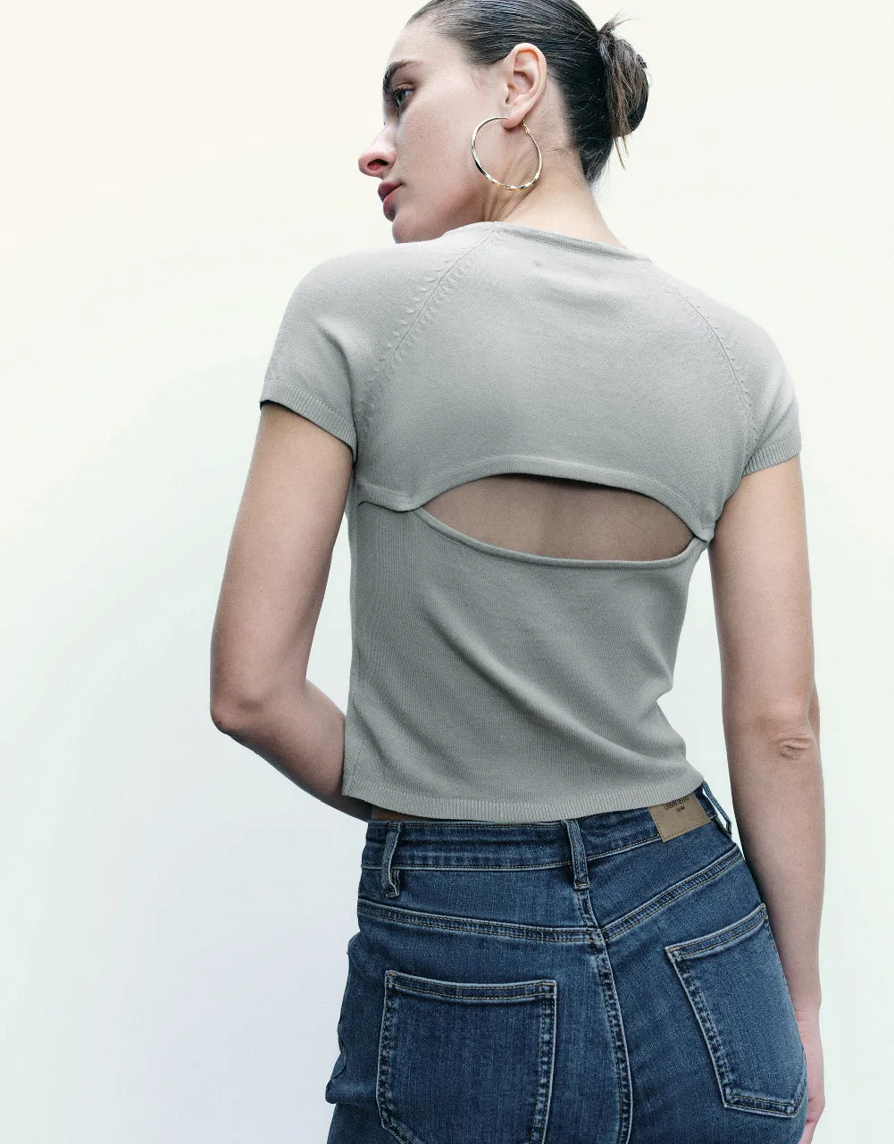 Skinny Crew Neck Knitted T-Shirt sold by Urban Revivo product image thumbnail 4