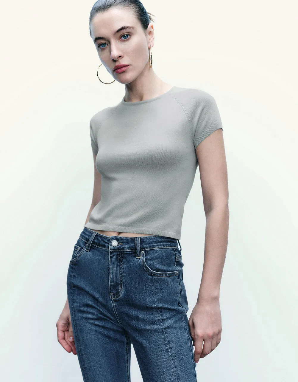 Skinny Crew Neck Knitted T-Shirt sold by Urban Revivo product image thumbnail 3