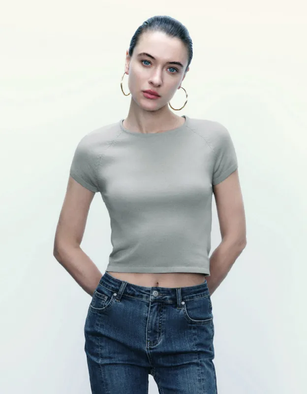 Skinny Crew Neck Knitted T-Shirt sold by Urban Revivo