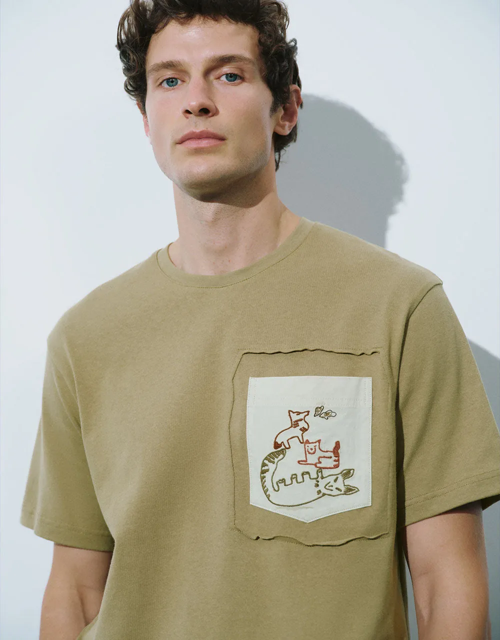 Printed Crew Neck Loose T-Shirt sold by Urban Revivo product image thumbnail 4