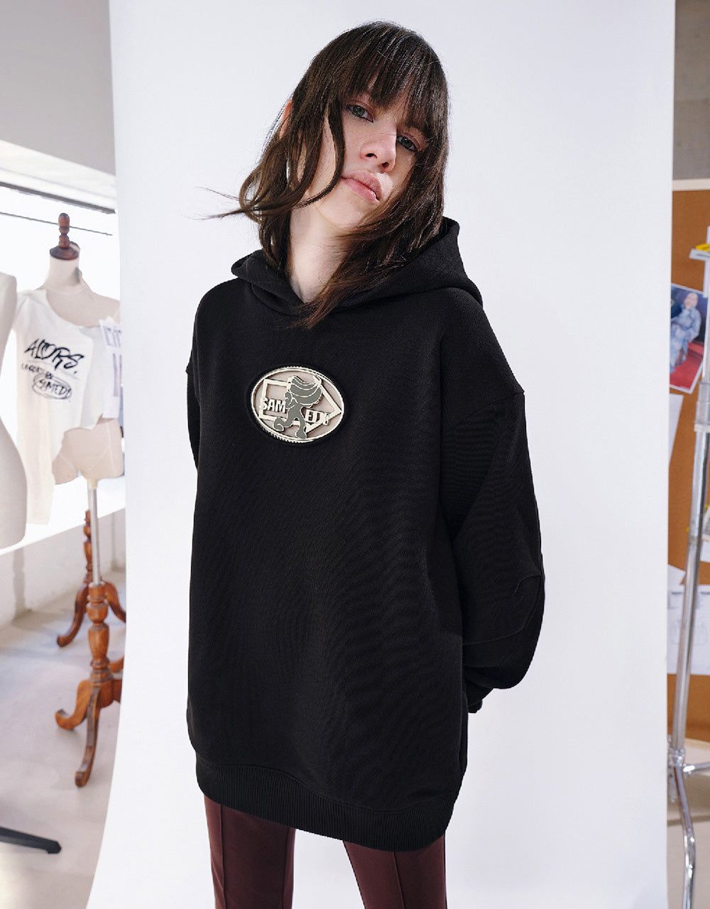 Drop Shoulder Sleeve Hoodie Oversized Sweatshirt sold by Urban Revivo product image thumbnail 3