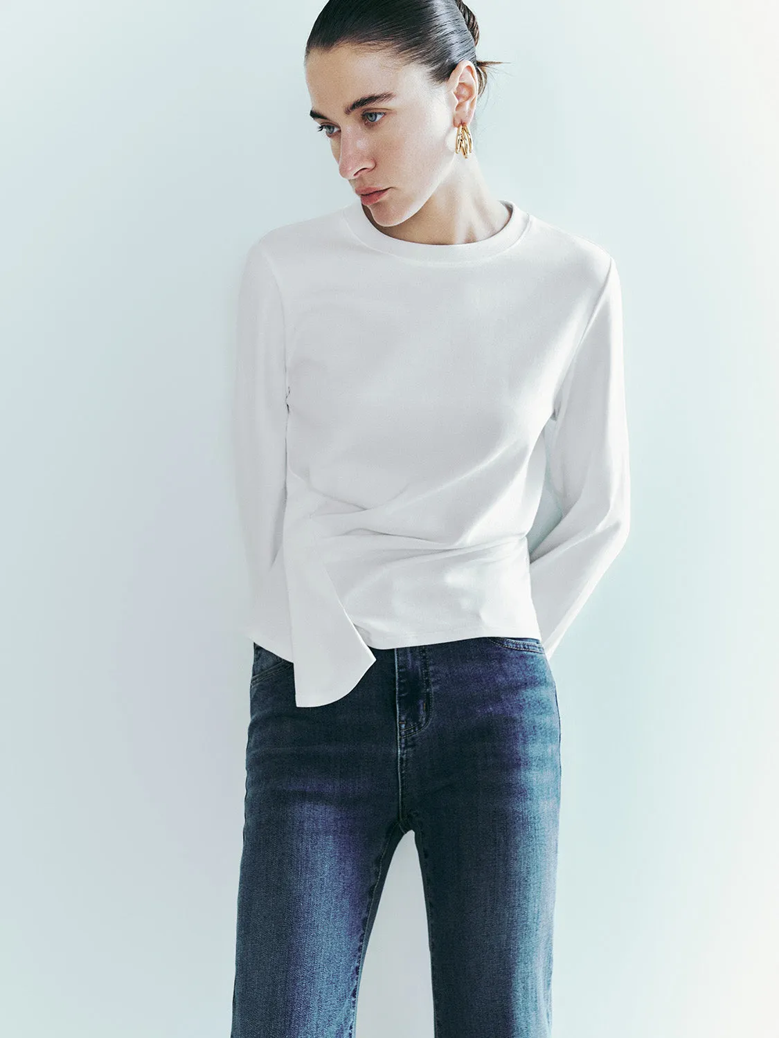 Twist Crew Neck T-Shirt sold by Urban Revivo product image thumbnail 3