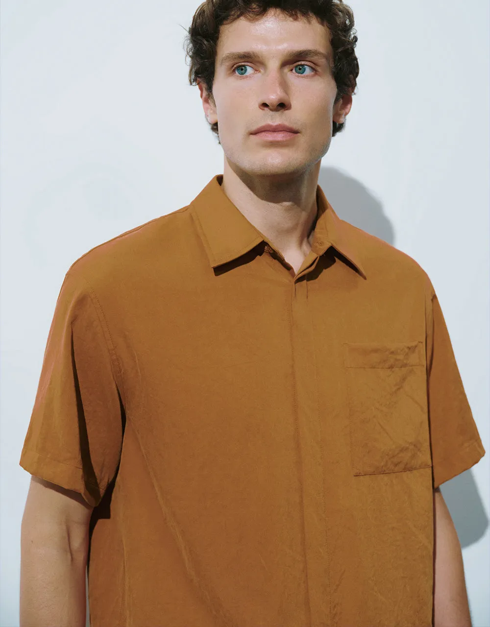 Button Up Straight Shirt sold by Urban Revivo product image thumbnail 4