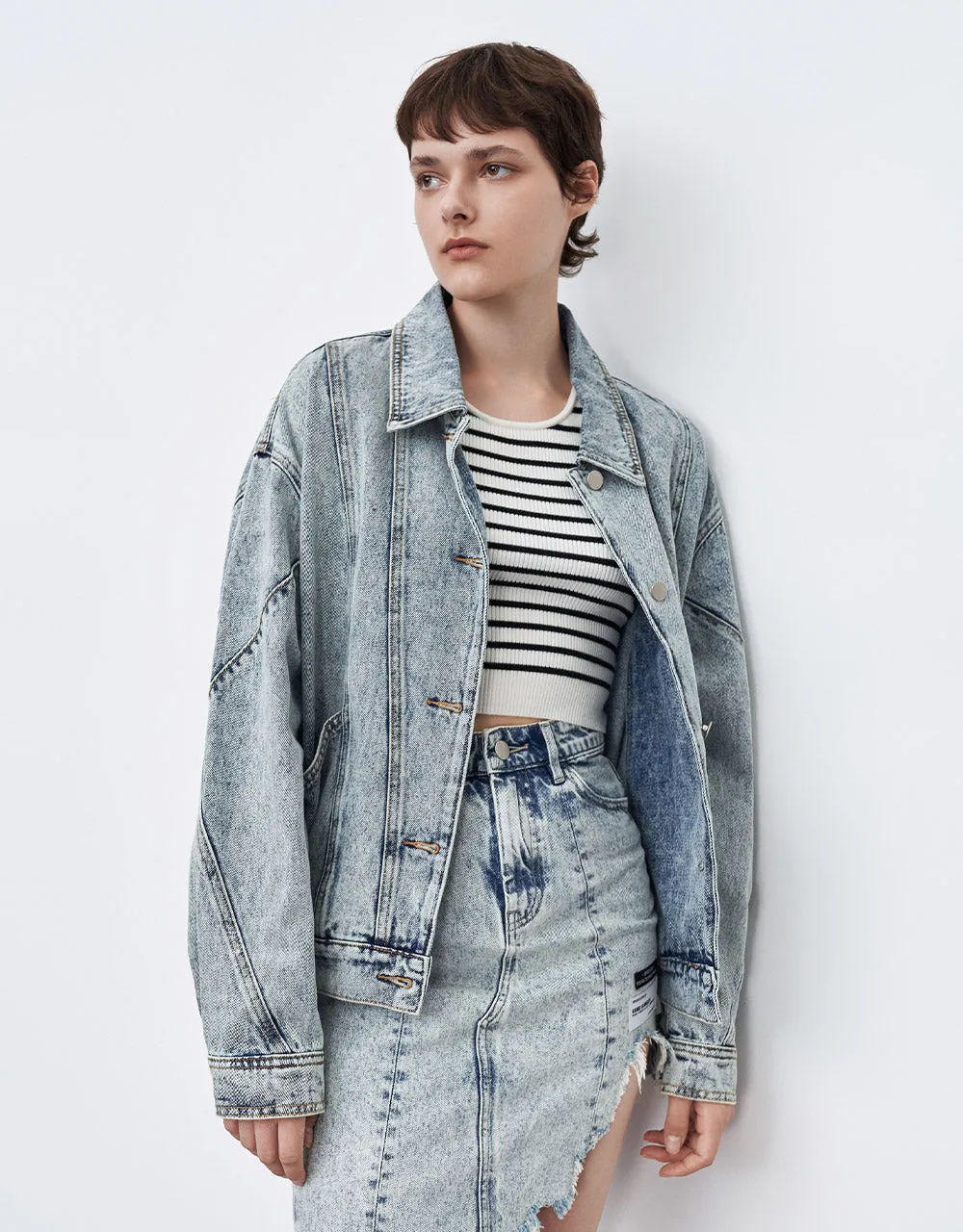 Oversized Stitch Detail Denim Jacket sold by Urban Revivo product image thumbnail 5