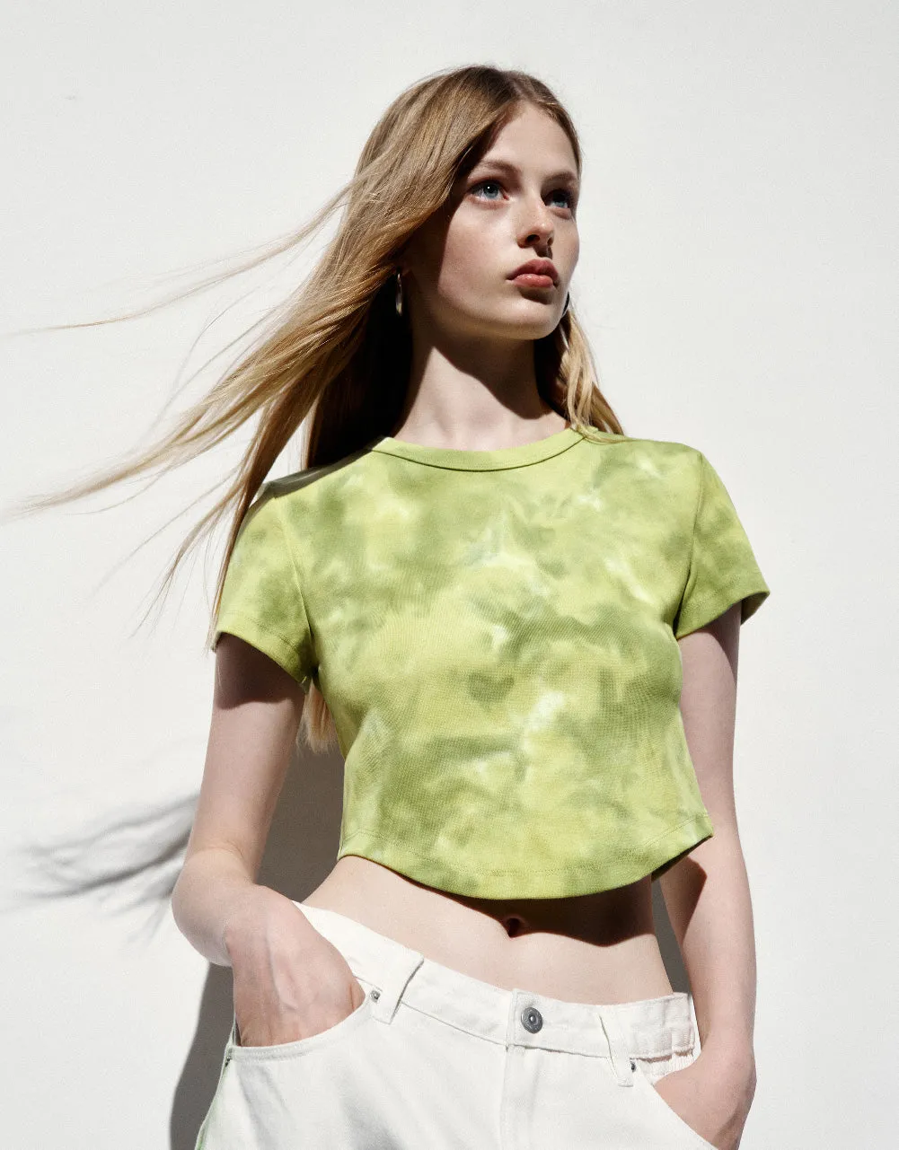 Printed Crew Neck Skinny T-Shirt sold by Urban Revivo product image thumbnail 3