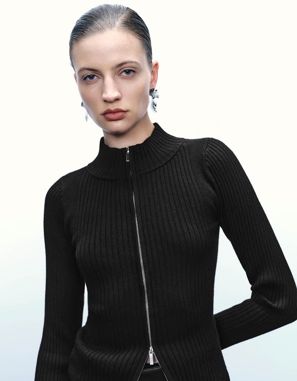 Zipper Front Knitted Cardigan sold by Urban Revivo product image thumbnail 5