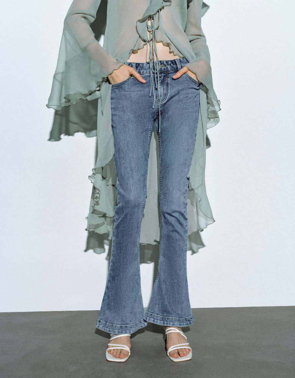 Flare Jeans sold by Urban Revivo product image thumbnail 2