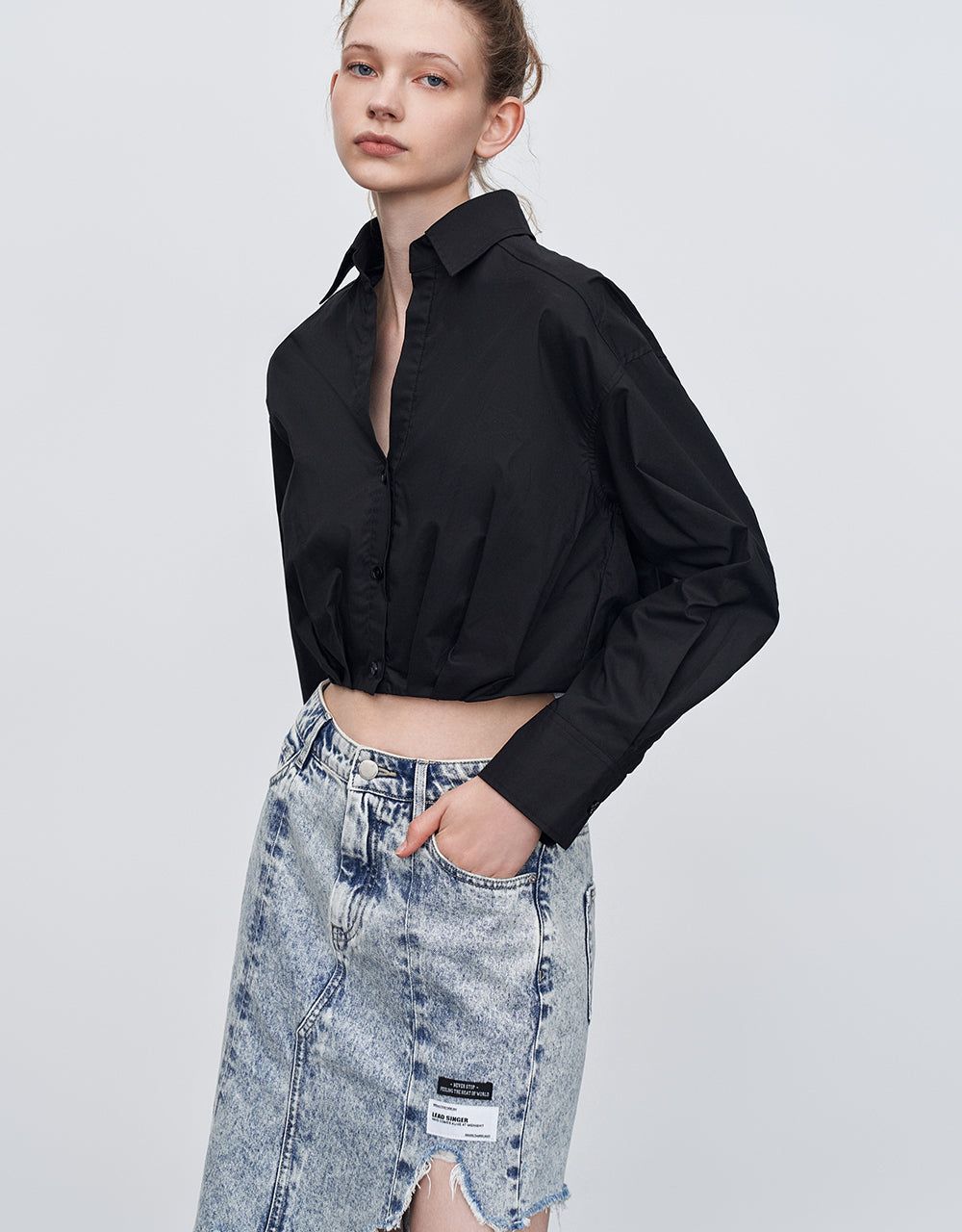 Gathered Waist Cropped Cotton Shirt sold by Urban Revivo product image thumbnail 3