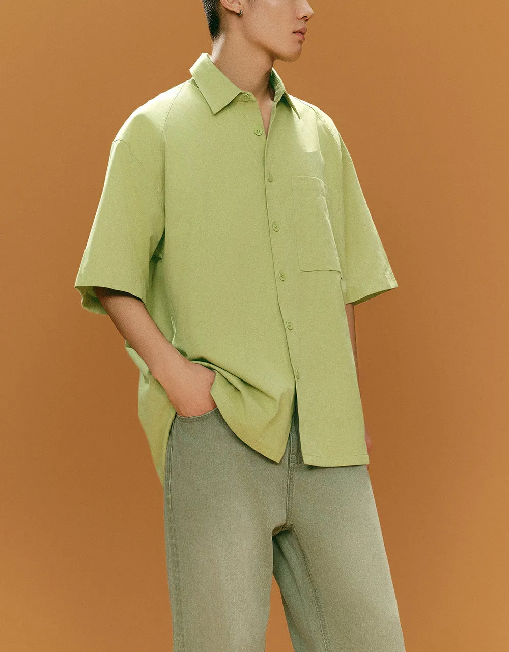Button Up Loose Straight Shirt sold by Urban Revivo product image thumbnail 3