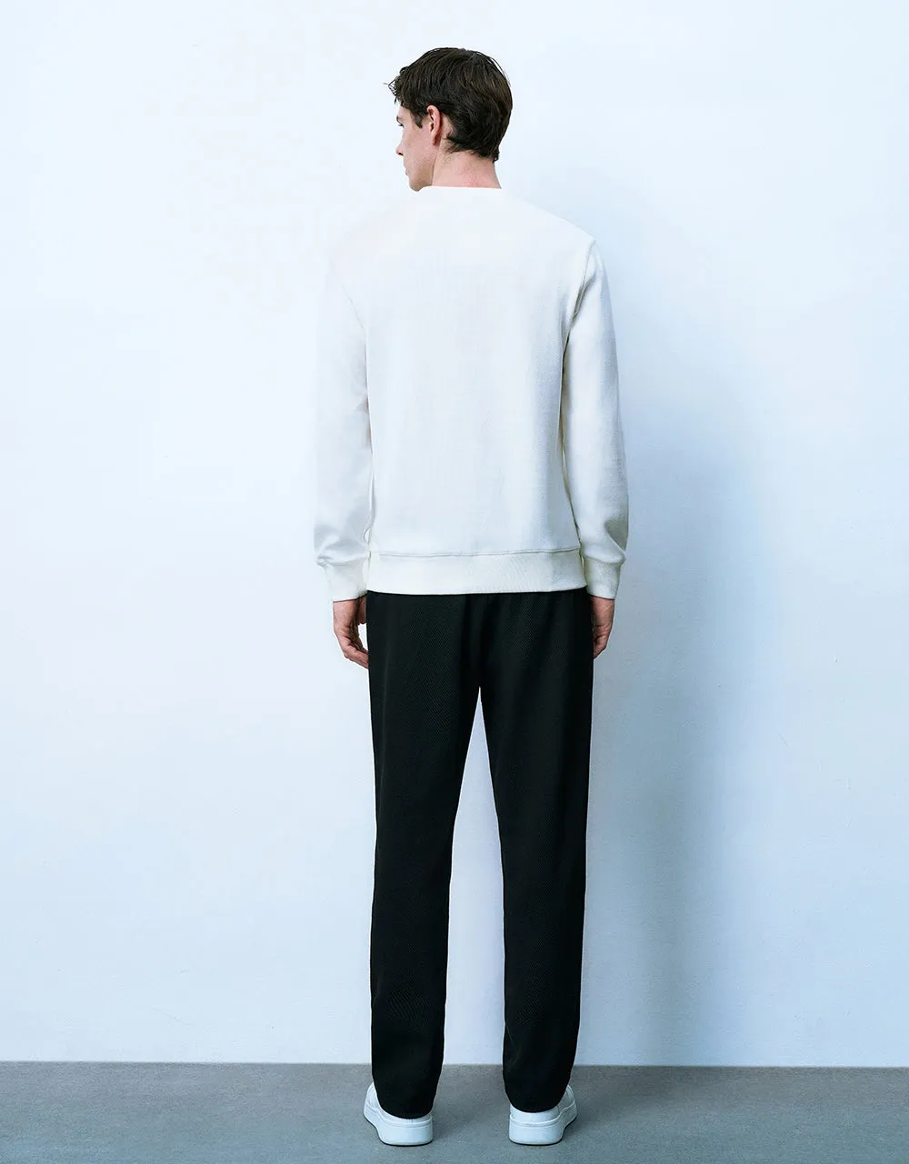 Crew Neck Straight Sweatshirt sold by Urban Revivo product image thumbnail 4