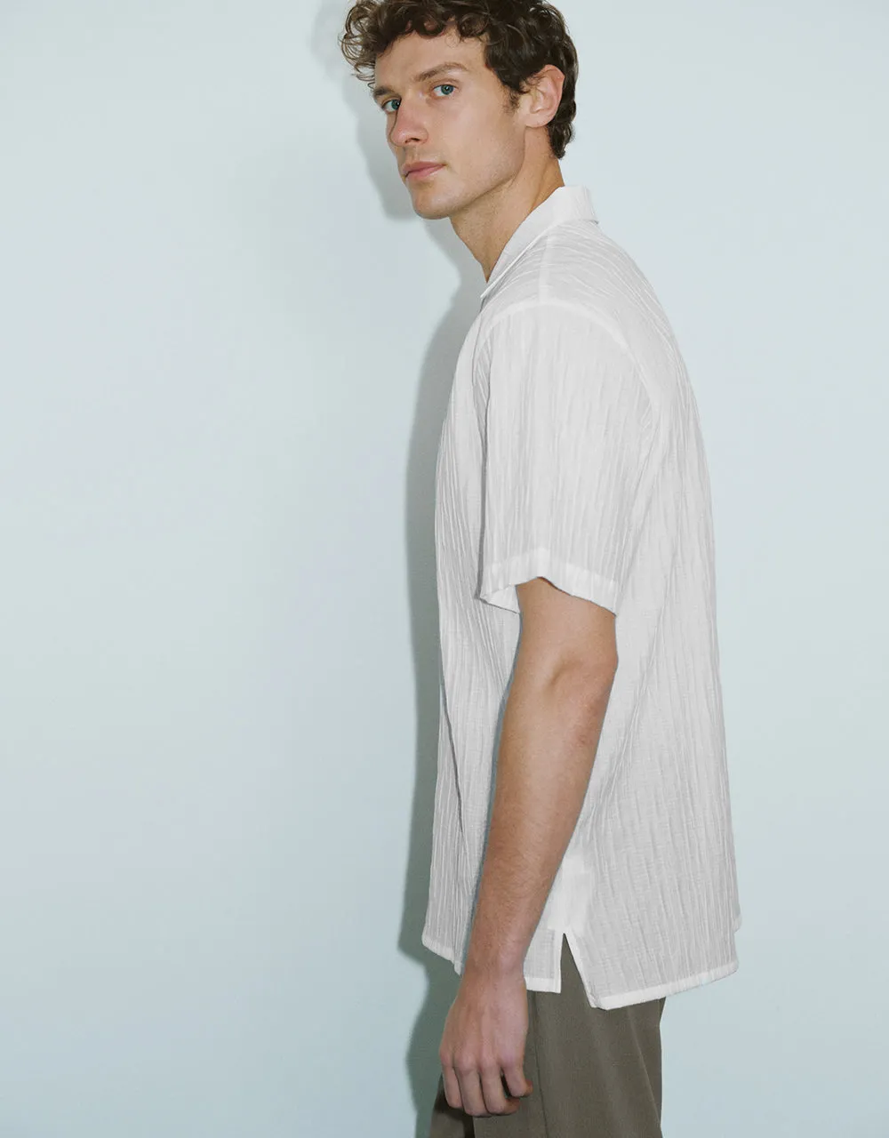 Textured Loose A-Line Shirt sold by Urban Revivo product image thumbnail 3