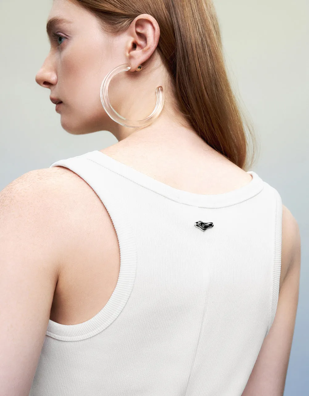 Sleeveless Crew Neck Skinny T-Shirt sold by Urban Revivo product image thumbnail 5