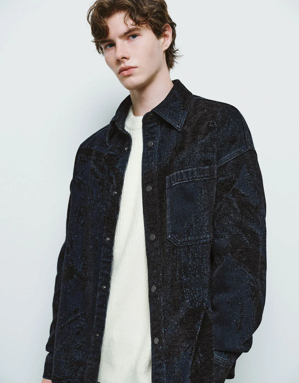 Printed Denim Jacket With Pressed Buttons sold by Urban Revivo product image thumbnail 2