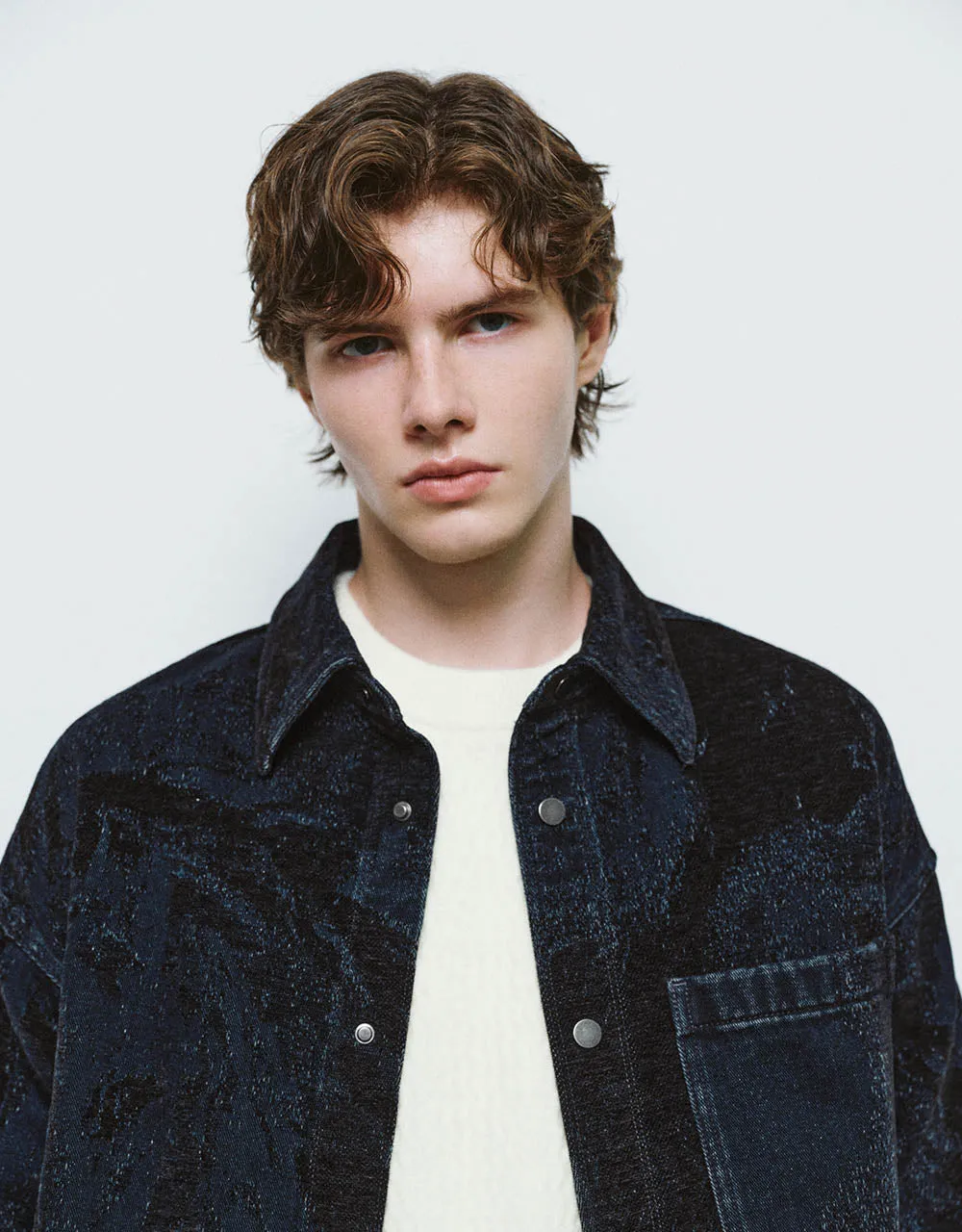 Printed Denim Jacket With Pressed Buttons sold by Urban Revivo product image thumbnail 4