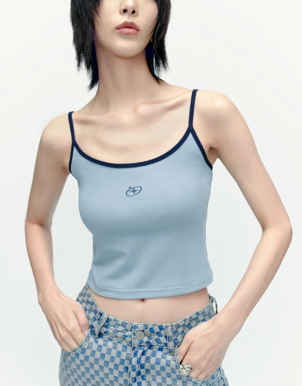 U Neck Tank Top sold by Urban Revivo product image thumbnail 3