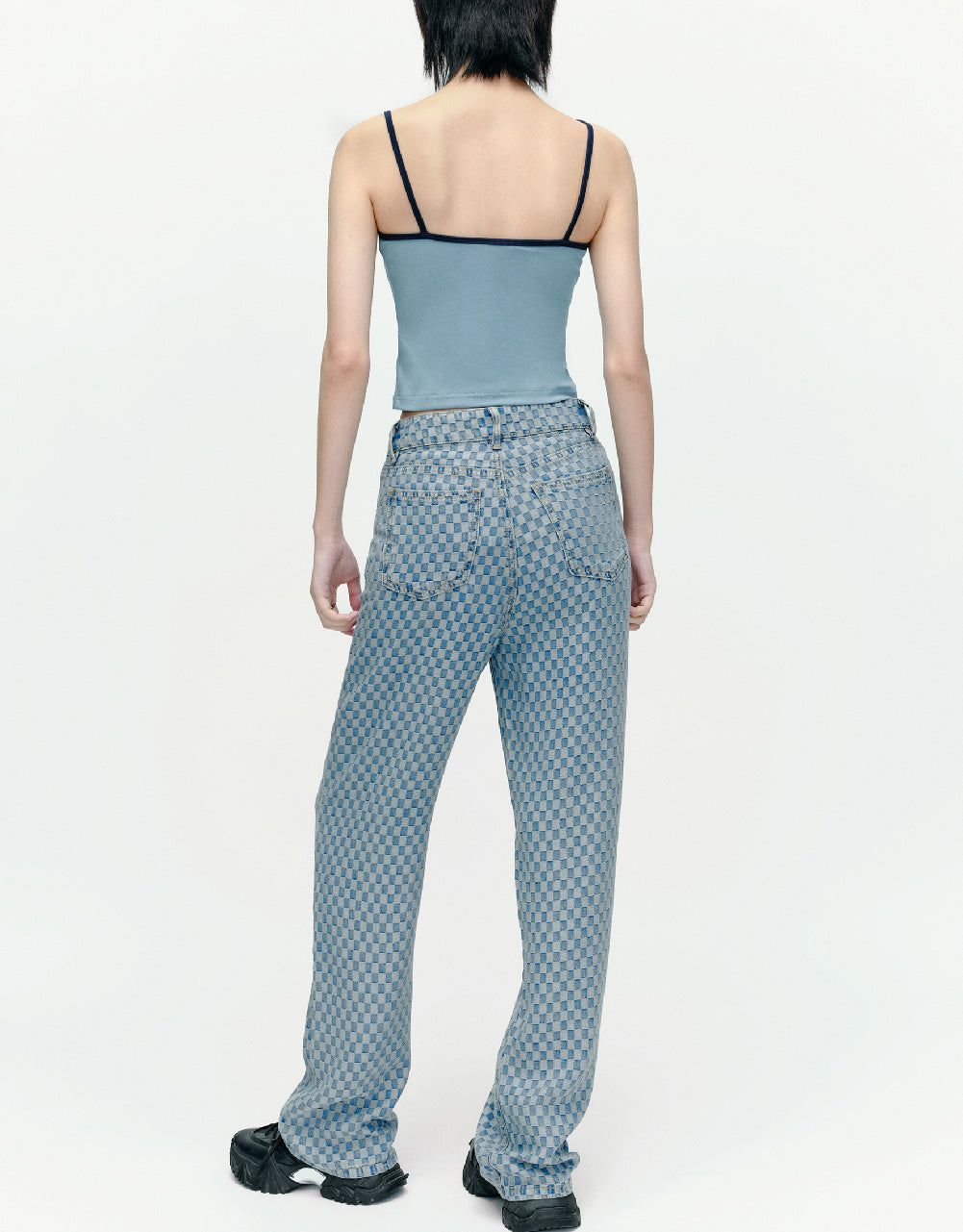 U Neck Tank Top sold by Urban Revivo product image thumbnail 4