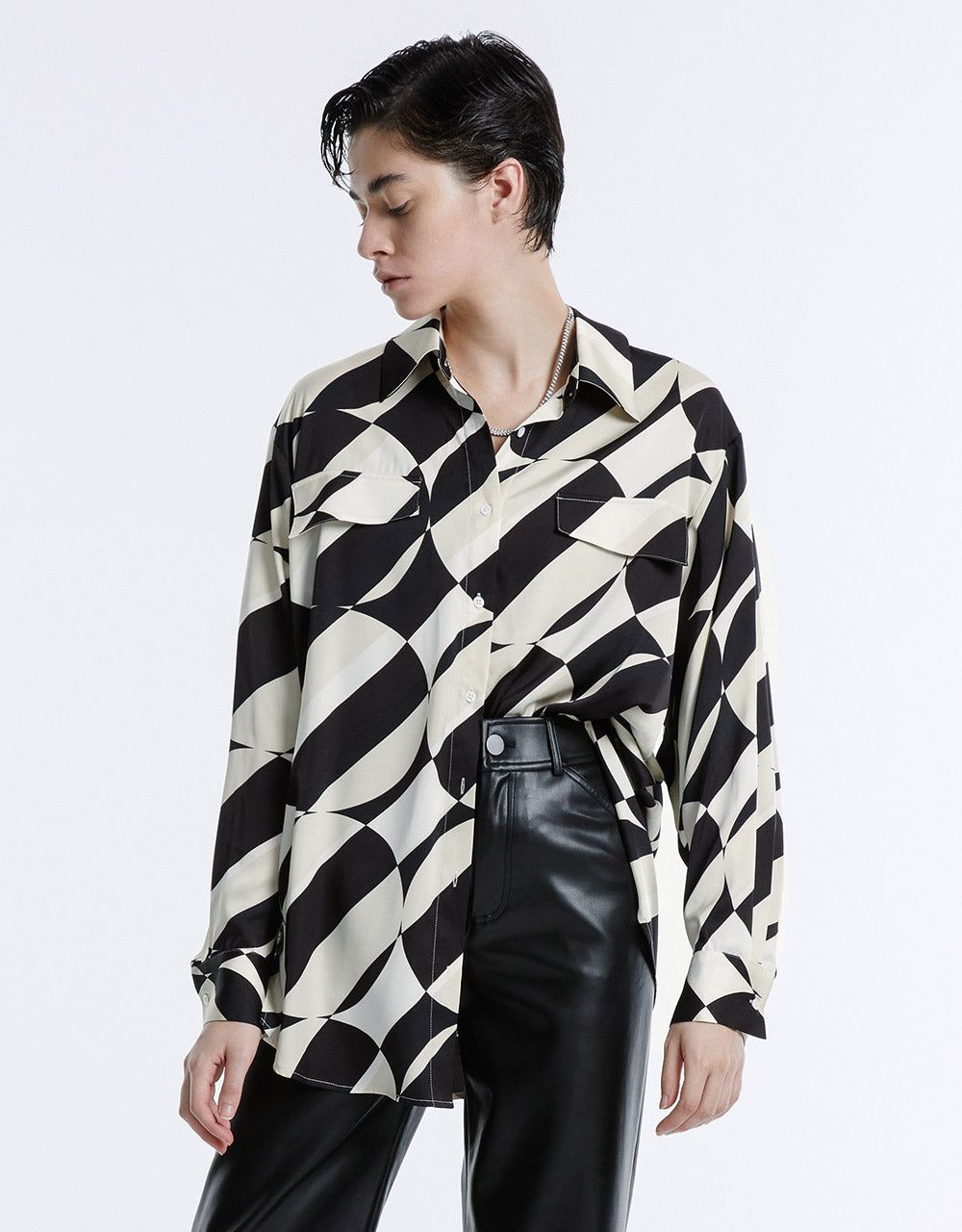 Geometric Print Shirt sold by Urban Revivo product image thumbnail 3