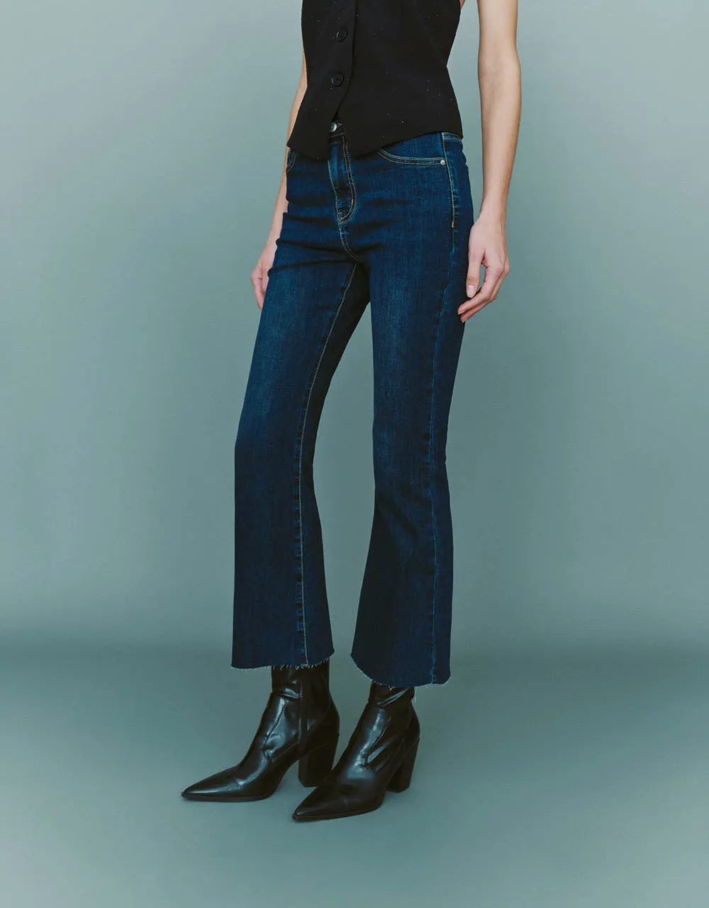 Flare Jeans sold by Urban Revivo product image thumbnail 4