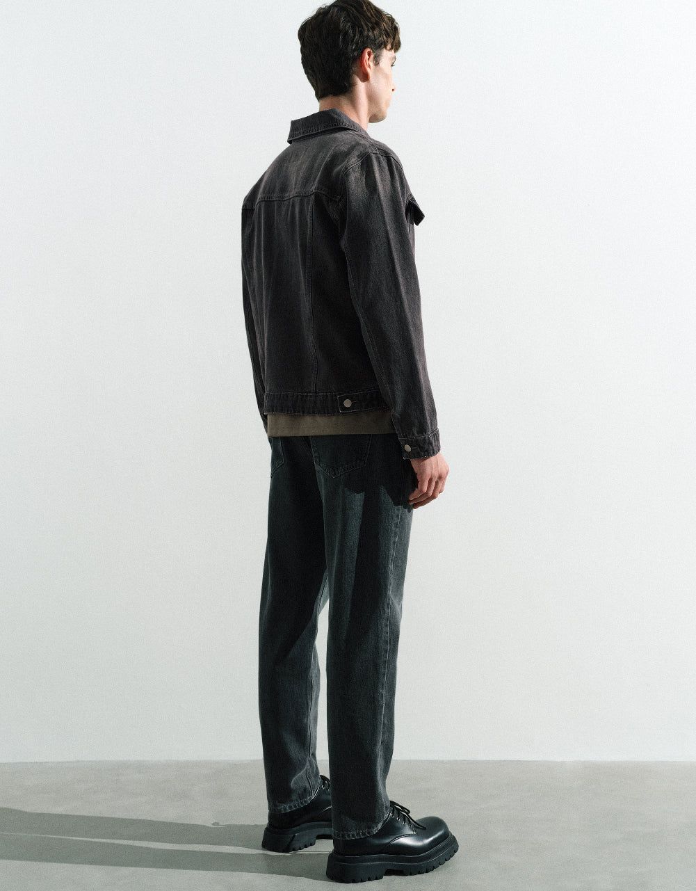 Button Up Denim Jacket sold by Urban Revivo product image thumbnail 4