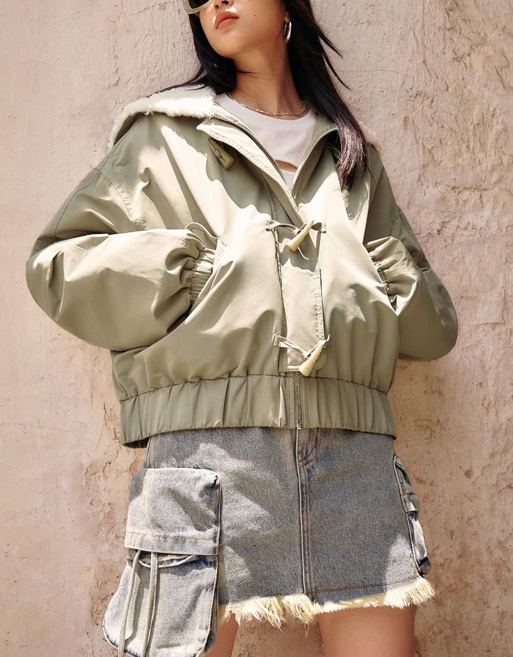 Elastic Hem Hooded Down Jacket sold by Urban Revivo product image thumbnail 3