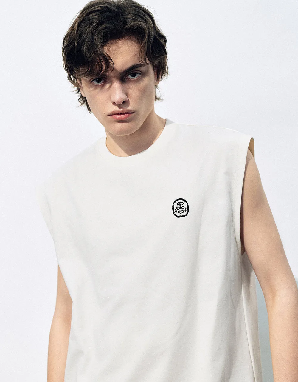 Crew Neck Loose Tank Top sold by Urban Revivo product image thumbnail 4
