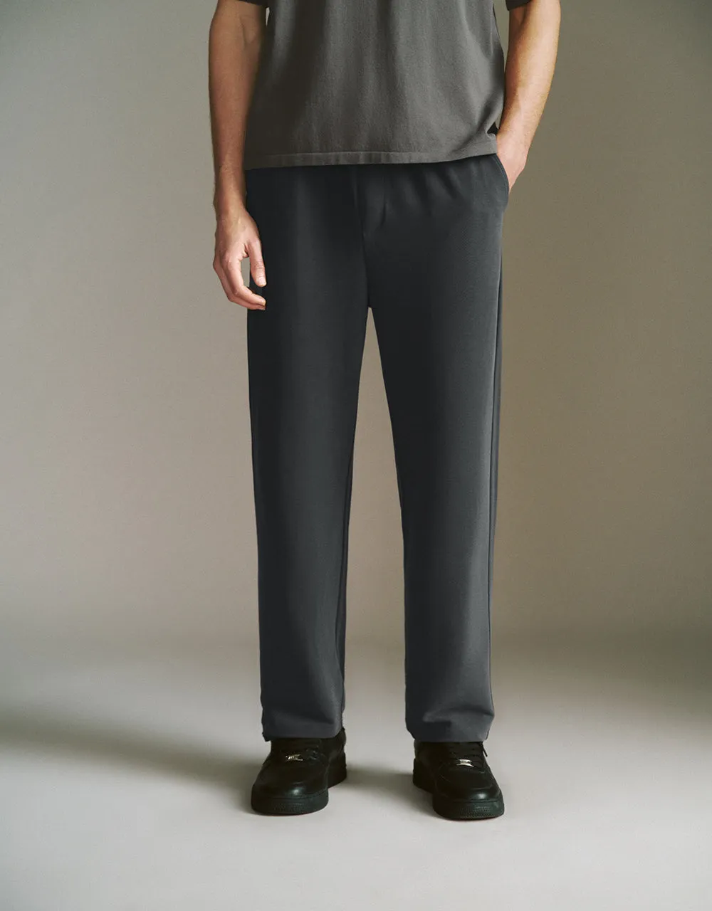 Drawstring Waist Knitted Carrot Fit Pants sold by Urban Revivo product image thumbnail 2