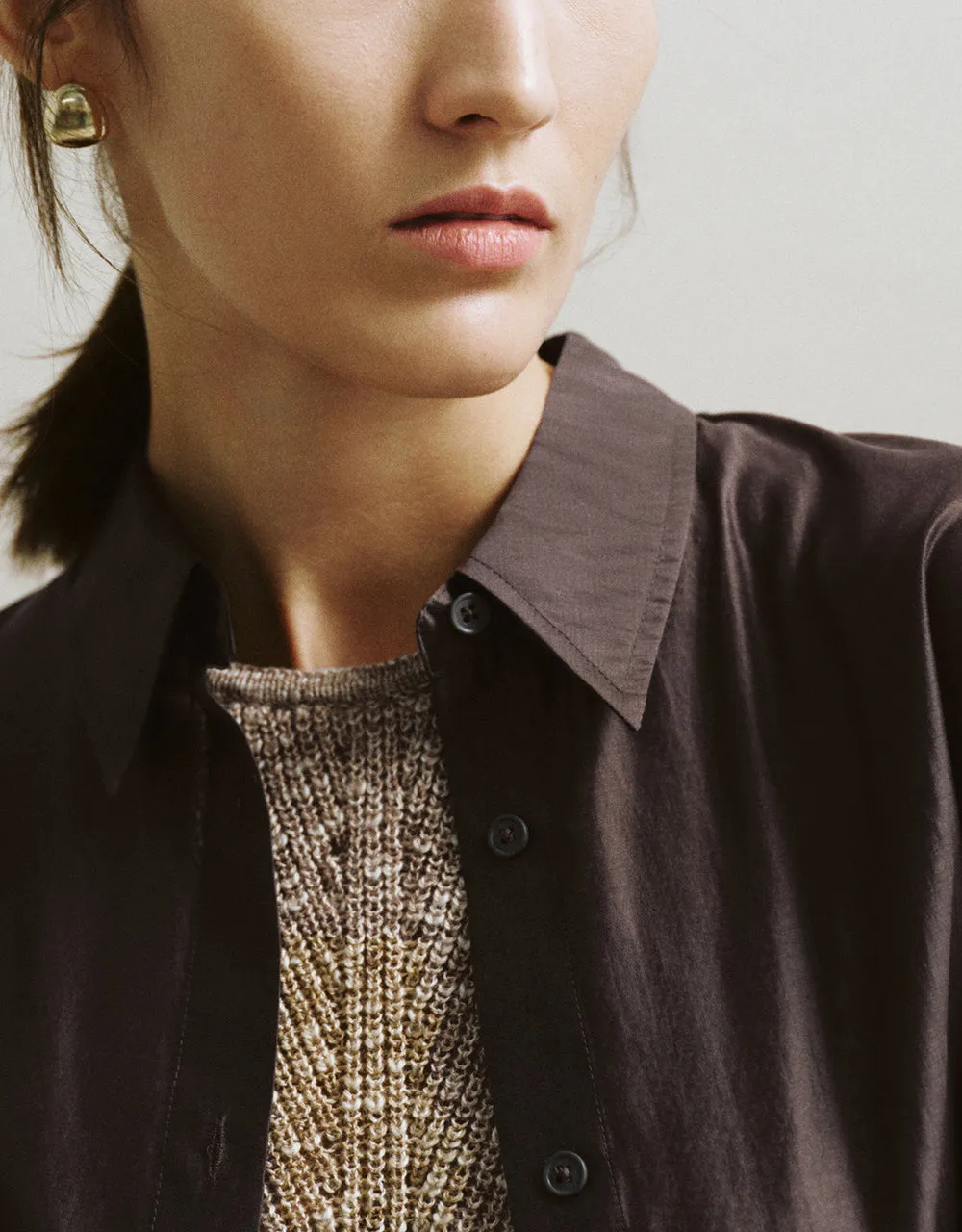 Button Up Straight Shirt sold by Urban Revivo product image thumbnail 4