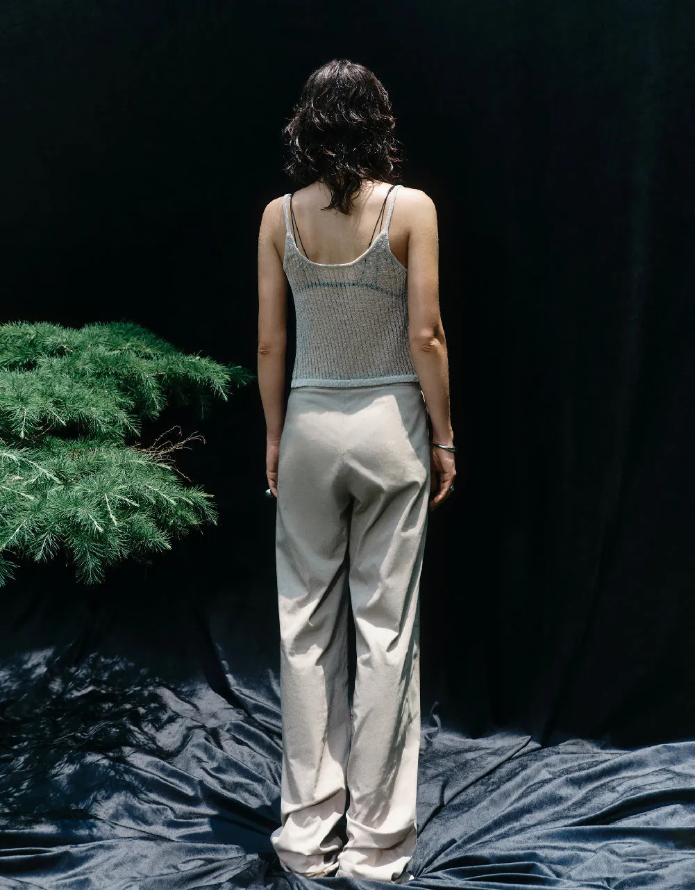 Sleeveless Tie Front V-Neck Top sold by Urban Revivo product image thumbnail 4