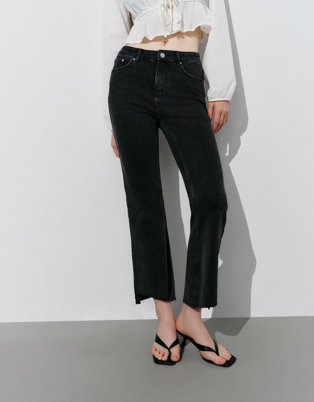 Raw Hem Flare Jeans sold by Urban Revivo product image thumbnail 2