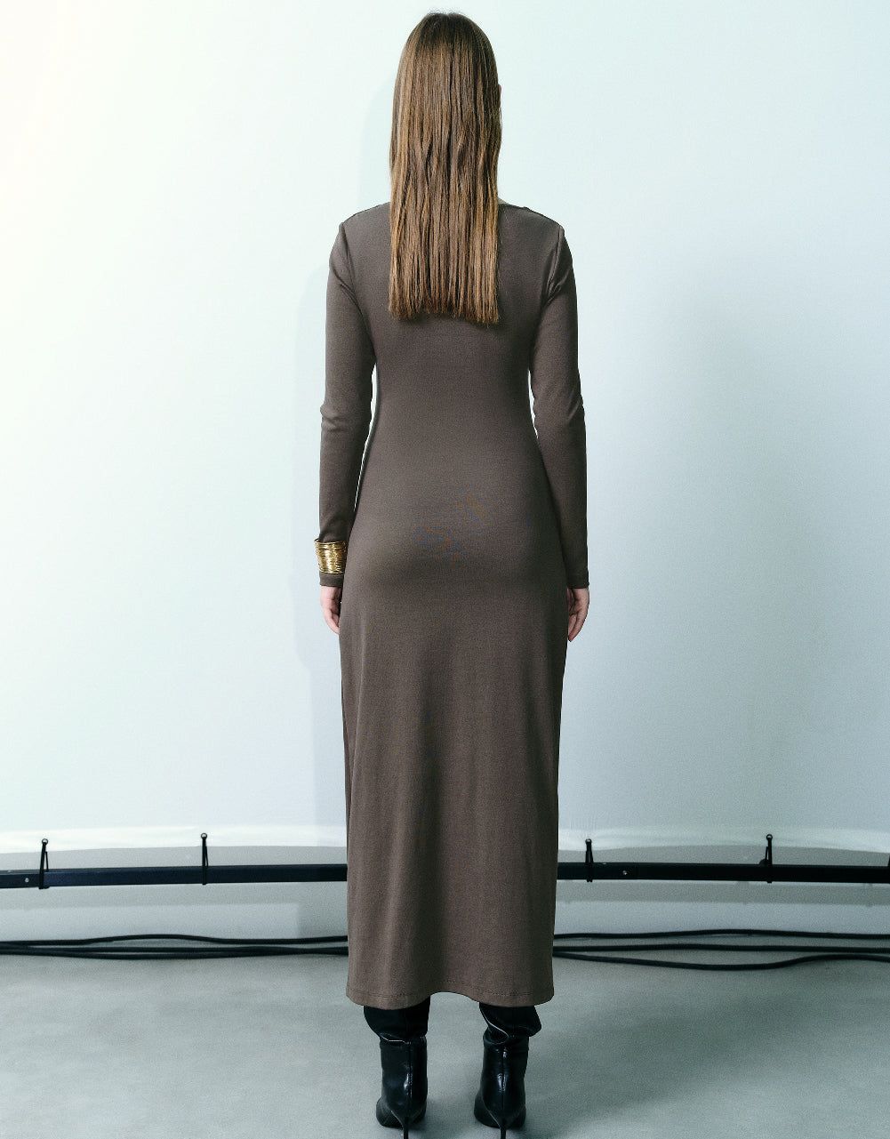 Asymmetric Square-Cut Collar Skater Dress sold by Urban Revivo product image thumbnail 4