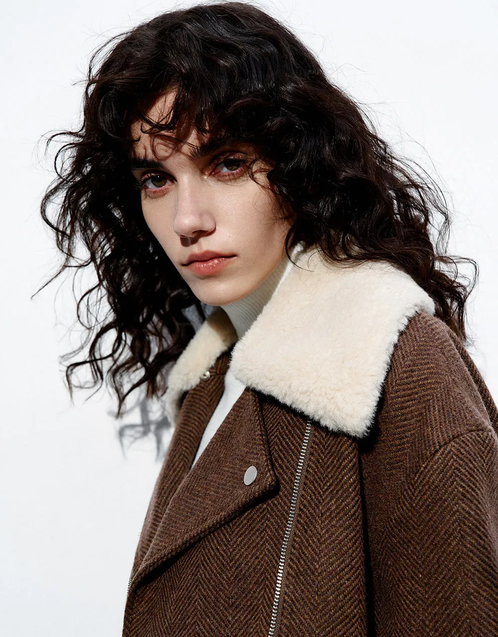 Zipper Side Woolen Jacket With Furry Collar sold by Urban Revivo product image thumbnail 4